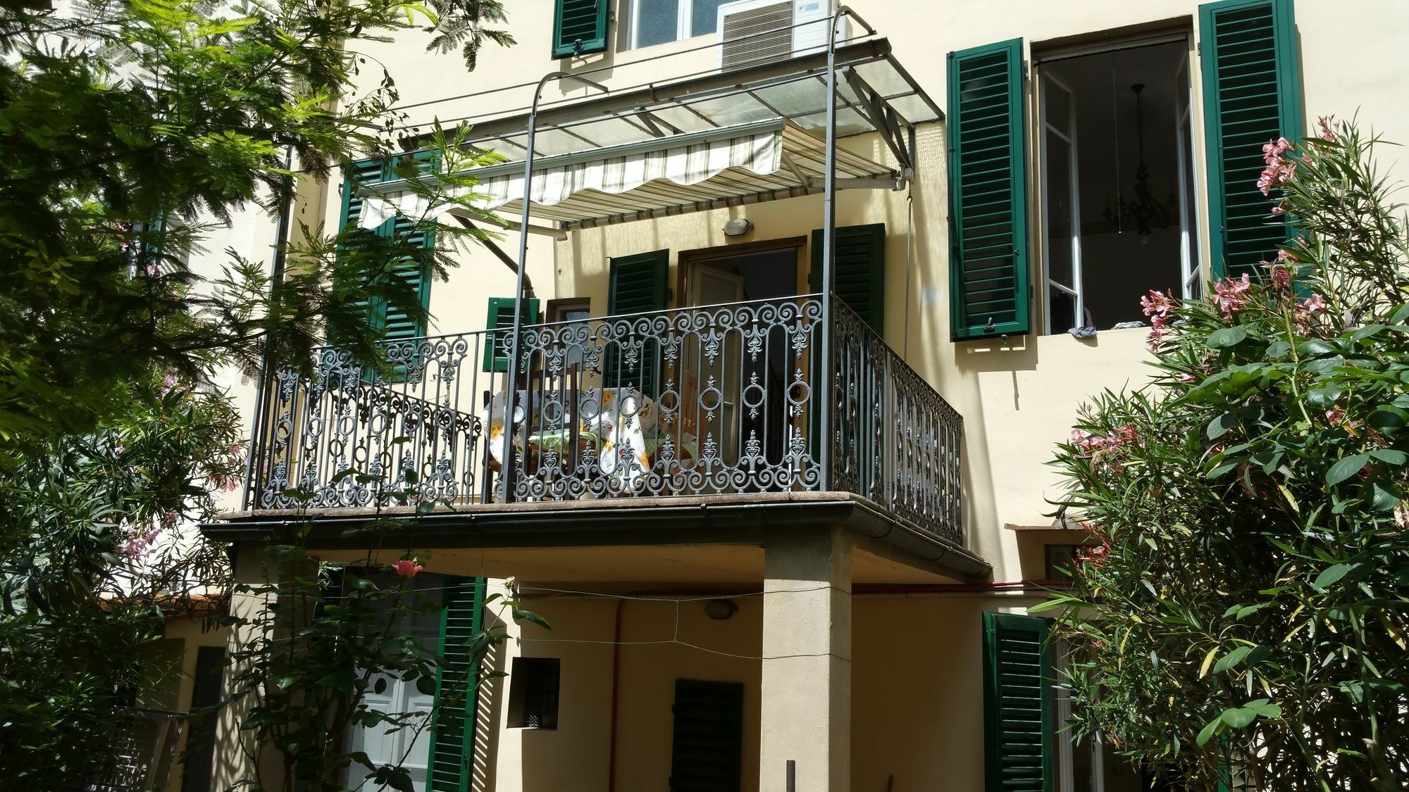 La Villa Nei Fiori Флоренция Екстериор снимка